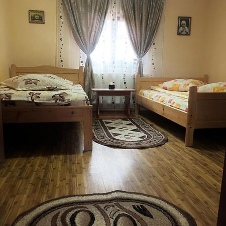 Casa Ghetari Villa Luaran gambar